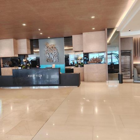 Shore One Condotel At Mall Of Asia, Philippines 帕赛 外观 照片
