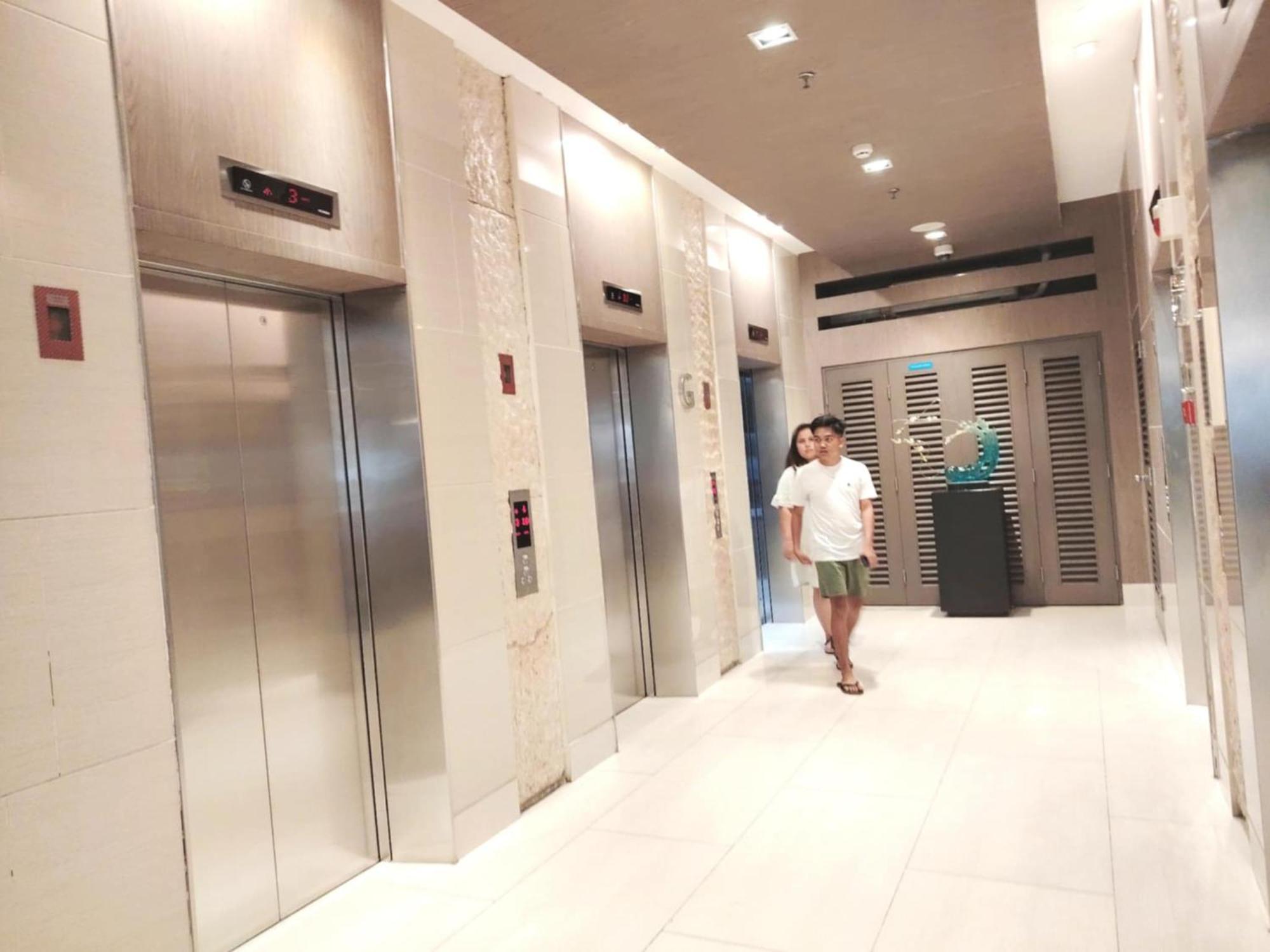 Shore One Condotel At Mall Of Asia, Philippines 帕赛 外观 照片